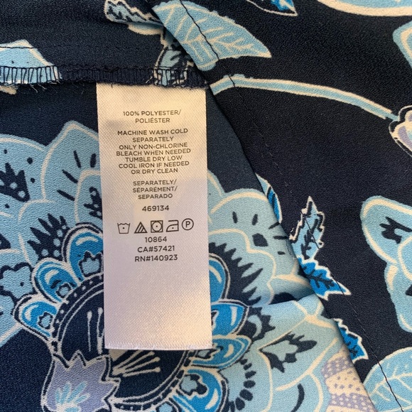 Pineapple Dream Smocked Tie Neck Shell - Picture 4 of 8